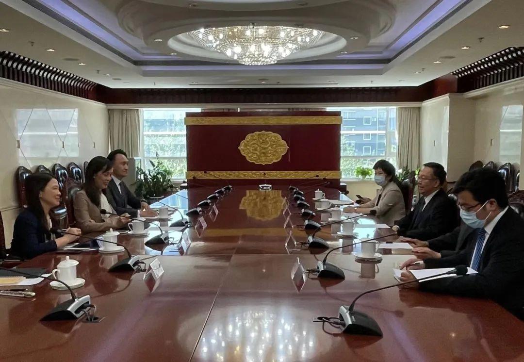 全民2025年新澳门天天免费精准大全，详细解答、专家解析解释和落实